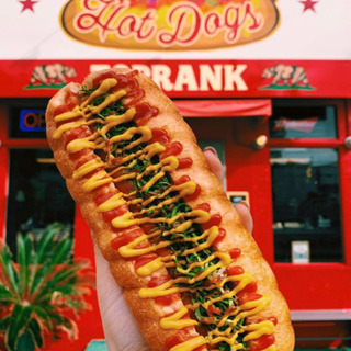 アメリカンなホットドッグスタンドで楽しくお仕事‼︎