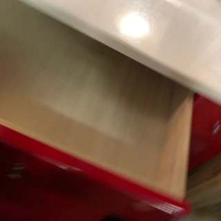 中古■ドレッサー■赤色■ナフコ■椅子下収納可能の画像