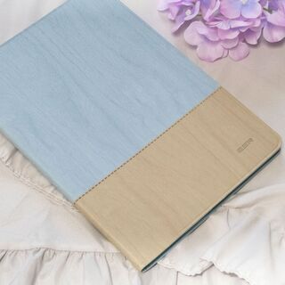 Pad9.7ケース 、スウェードと木目の上品なデザイン