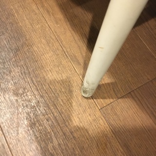 ライトグレー　椅子の画像