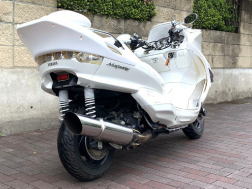 大人気オールホワイトカラー‼︎ 【YAMAHA マジェスティ】LEDレインボー‼︎