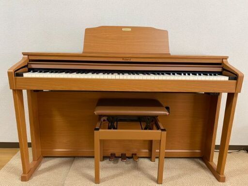 Roland電子ピアノHP504