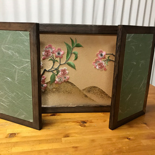 生花、屏風の画像