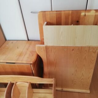 学習机　袖机有り　組み立て式　引取限定の画像