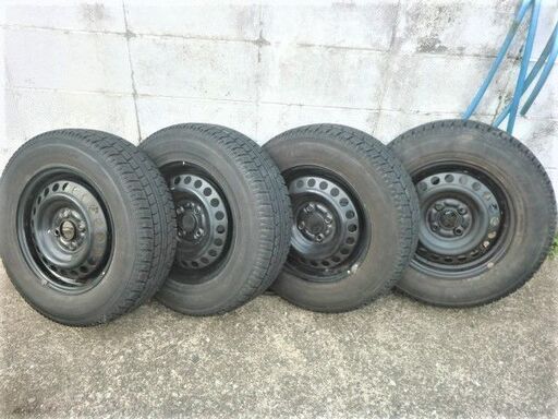＜お取引中＞新品同様Toyoスタッドレスタイヤ　185/70R14＆スチールホイール5.5J×14