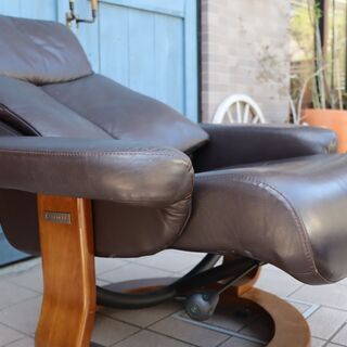 Francebed(フランスベッド)取り扱いのブランドZEDERE(ゼデレ)社の本革