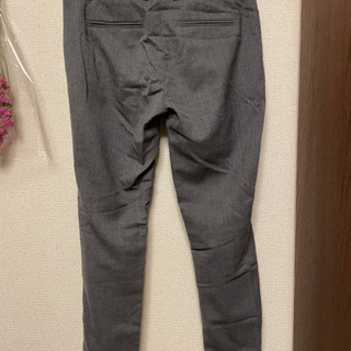 GAP スラックス テーパードパンツの画像