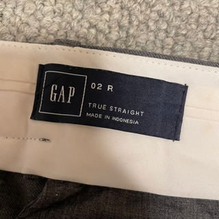 GAP スラックス テーパードパンツの画像