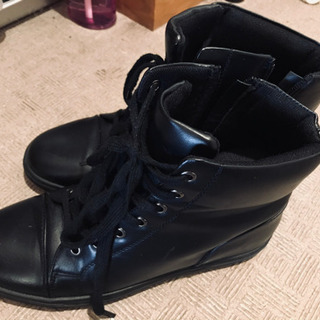 身長が13cm伸びる靴