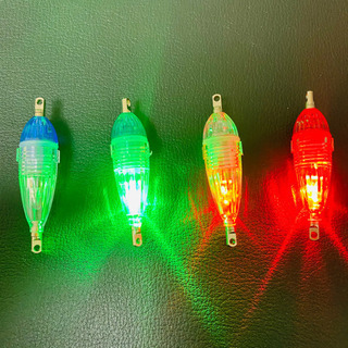 #釣具#LED水中集魚灯#電池付き#約6cm#新品#4色×4個の画像