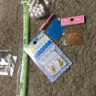 手芸　つまみ細工用キッド　ヘアアクセサリー用の画像