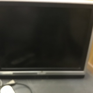 壁掛けもできるカラーテレビ