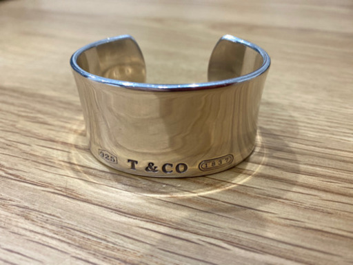 ティファニー　ワイドカフ　バングル