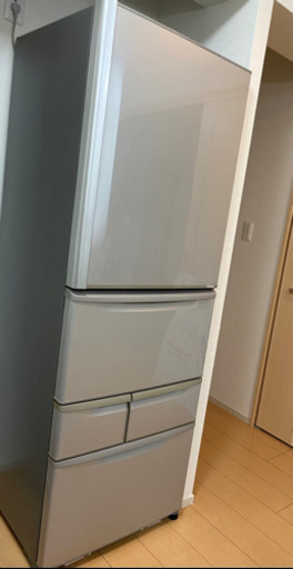 東芝　冷蔵庫　４２４リットル