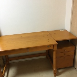 学習机　無料　取りに来ていただける方限定の画像
