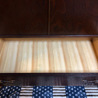 取りに来られる方限定！タンスの画像