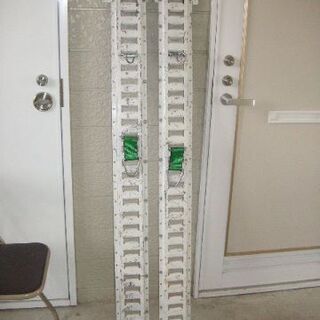 ハイエース 荷室 荷台 荷物 止め 中古品
