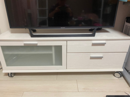 美品　テレビボード