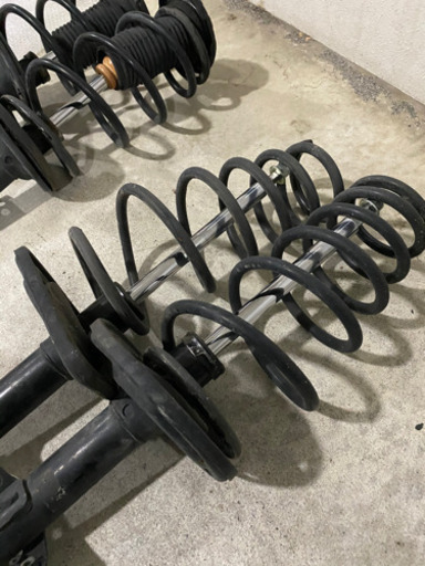 カムリ AVV50 純正サスペンション