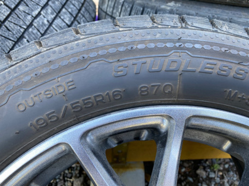 ＣＲ－Ｚのスタッドレス取引き完了！