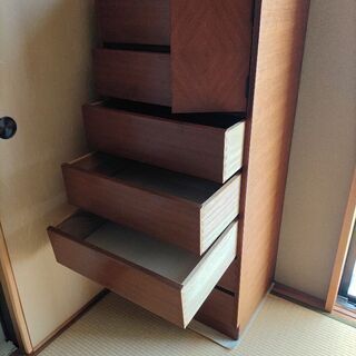 収納桐ダンスの画像