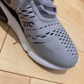 NIKEエアマックス270 24cmの画像
