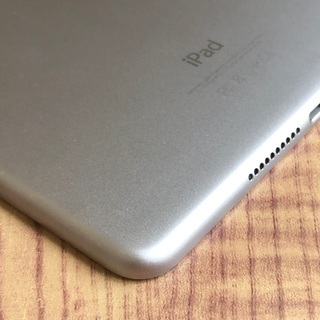 SIMフリー　ipad　mini4の画像