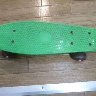 リップスティックボード、スケボーの画像
