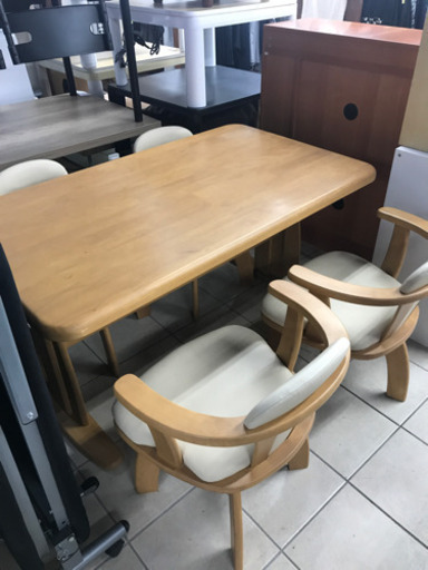 【お値下げ！】便利な5点セット！ 回転チェア ダイニングセット