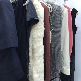 早い者勝ち☆洋服まとめ売り☆高価な婦人服を詰め合わせ！