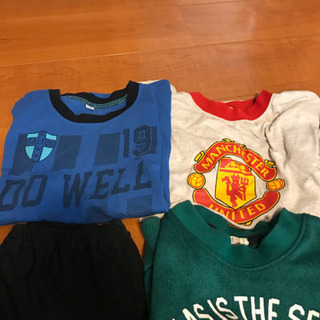 【140 Tシャツ　トレーナー色々セット】の画像