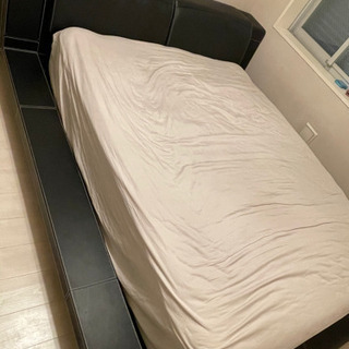 クイーンサイズロータイプベッド※マットレスは付きません