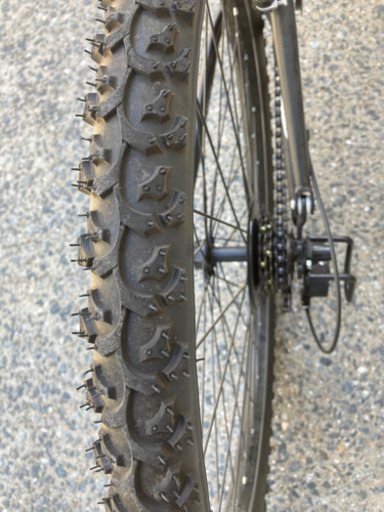 ほぼ新品4月購入1時間使用26インチ ハマー21段MTB 自転車「CAR2101」