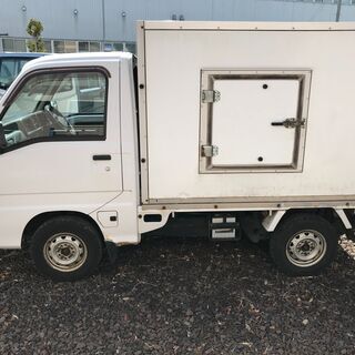 ご契約ありがとうございました★部品取り車にいかがですか？★大特価★サンバー★車両価格65，000万★走行距離305845㎞★冷蔵冷凍車★の画像