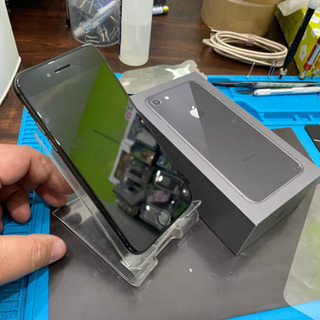 【売却済み】　iPhone8 64GB ブラック　SIMフリー　【バッテリー新品】の画像