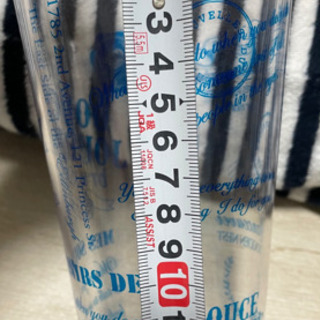 プラスチック製 コップの画像
