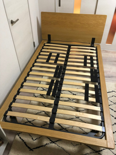 無印良品ベッドフレームのみ ※取りに来ていただける方