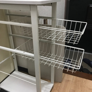 キッチン、洗濯サブテーブルの画像