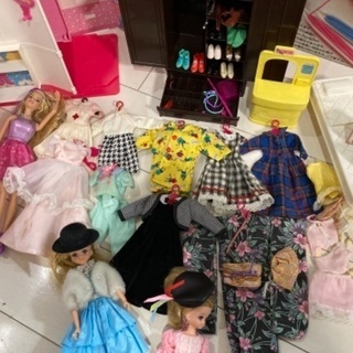 バービー、ジェニー、りかちゃんお洋服ショップの画像