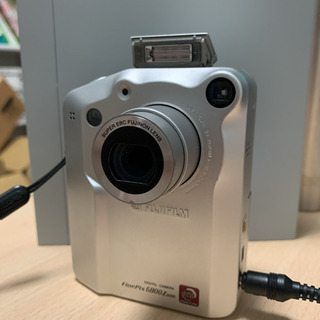 富士フィルム finepix6800z 売り切れ