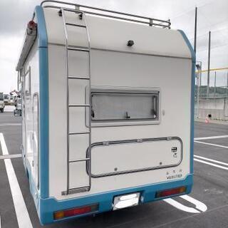 キャンピングカー アトム405 4WD 5MT 5人就寝可能 の画像