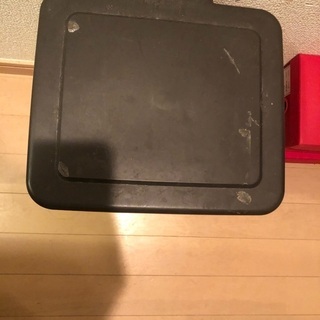 ゴミ箱の画像