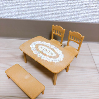 シルバニア ダイニングテーブルセット 5/31まで出品