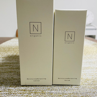 【値下げ】【定価の約80%オフ】N organic化粧水・美容乳液3セットの画像