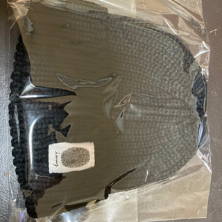 新品未使用　gulamu jewelryｍ　子供用ニット帽　ブラックの画像