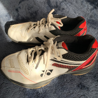 バドミントン　シューズ　ヨネックス　YONEX  22.5センチ