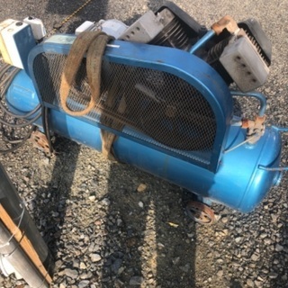 岩田塗装機工　コンプレッサー　SP-37Pの画像