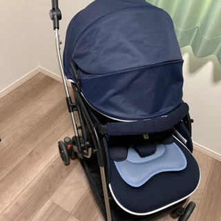□店頭引取限定□美品☆アップリカ ベビーカー オプティア♫定価70950円