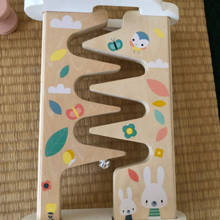 ☆新品、美品☆ ボールトラック　木のオモチャの画像