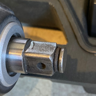 【美品】アストロプロダクツ AP 1/2DR 18V コードレス ブラシレスインパクトレンチ パープル バッテリー2個 ソケット付きの画像